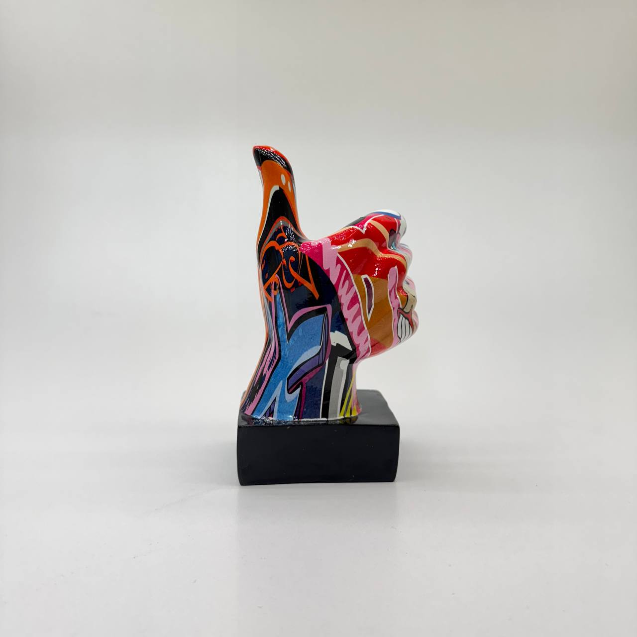 Handzeichen "Daumen hoch" Street-Art bunt 16cm Dekofigur