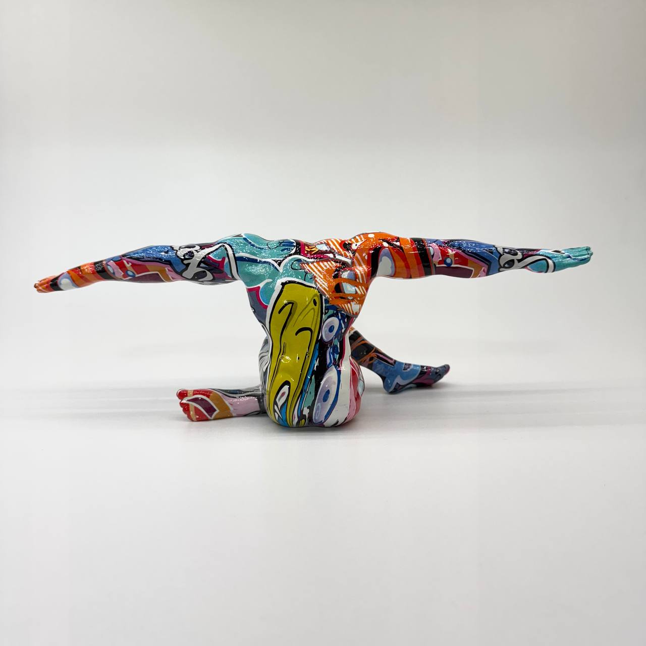 Turner Street-Art bunt 33cm Dekofigur