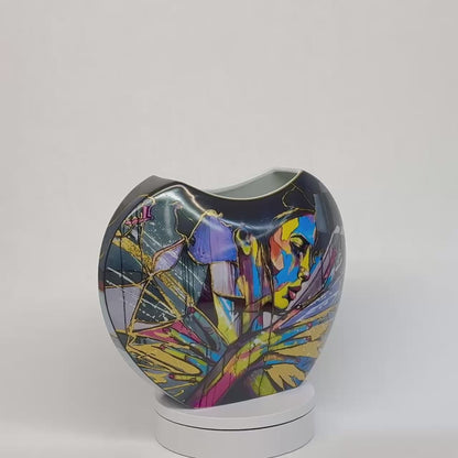 Goebel Vase "Fire in the Belly" von Lana Frey